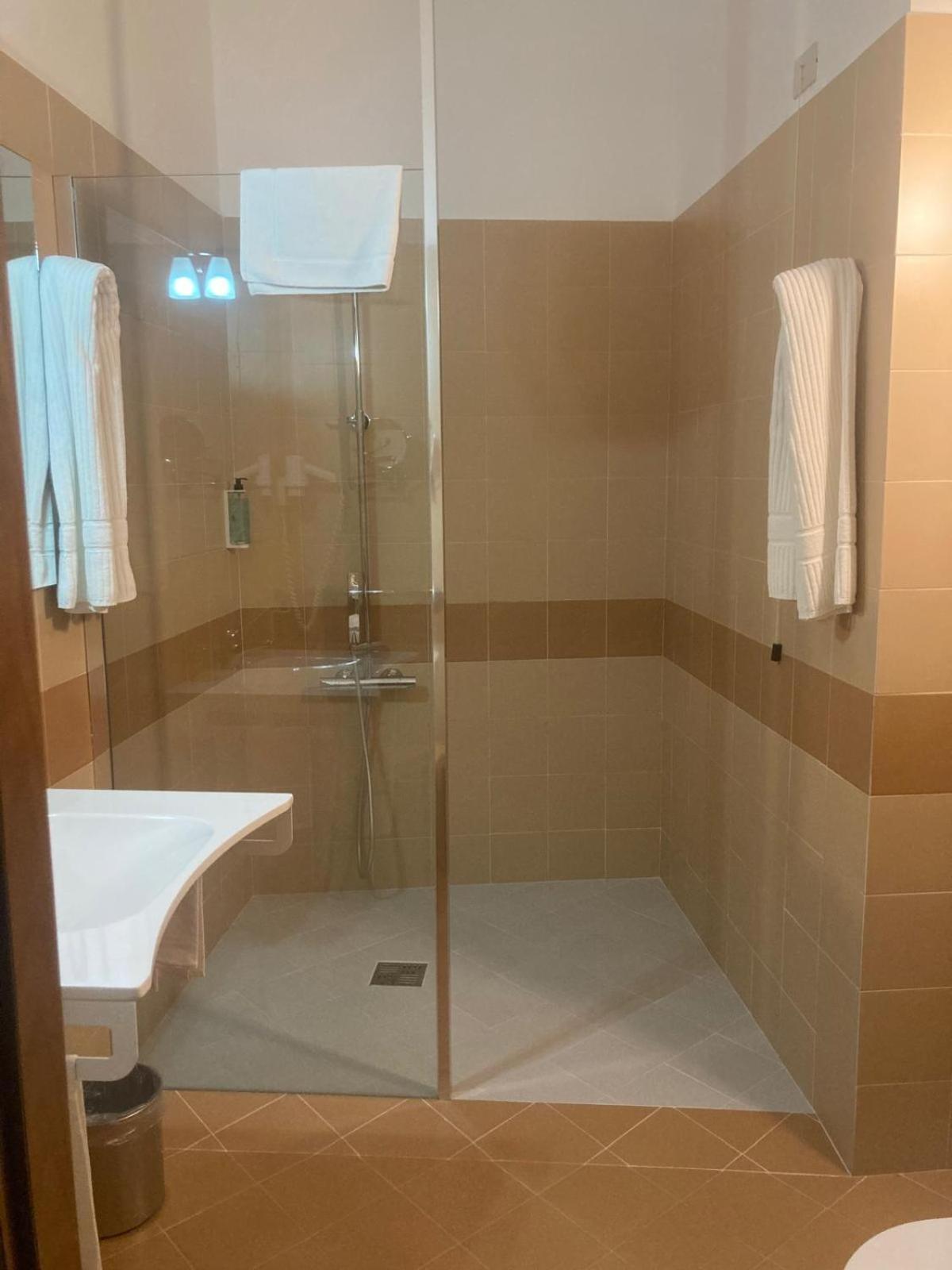 Hotel Baglio Santacroce 3*